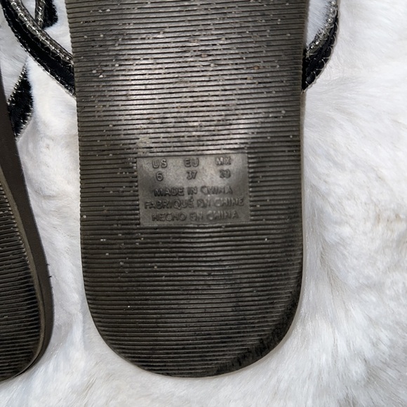 AEO Sandals - Picture 3 of 3